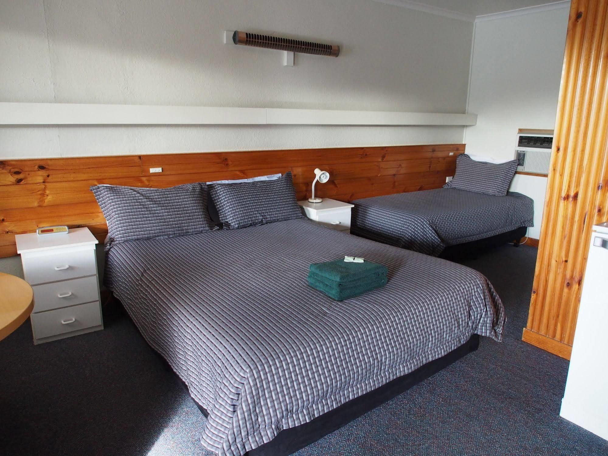 Majestic Motel Horsham Eksteriør bilde