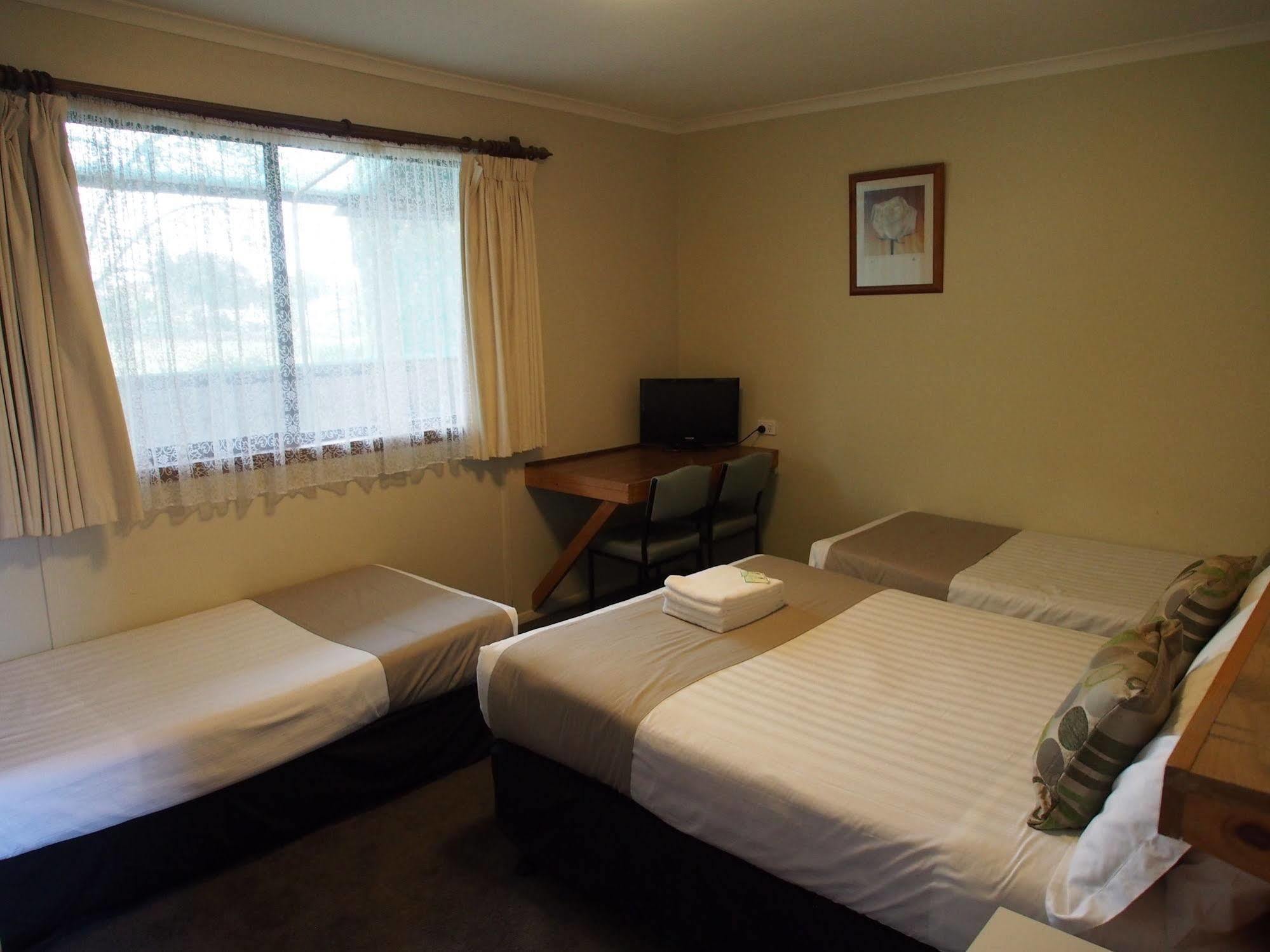 Majestic Motel Horsham Eksteriør bilde